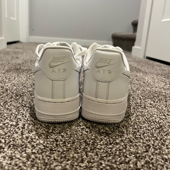 Nike Air Force 1 - Picture 3 of 4